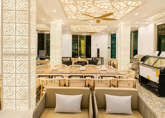 Avyanna Gulhi Beach Hotel